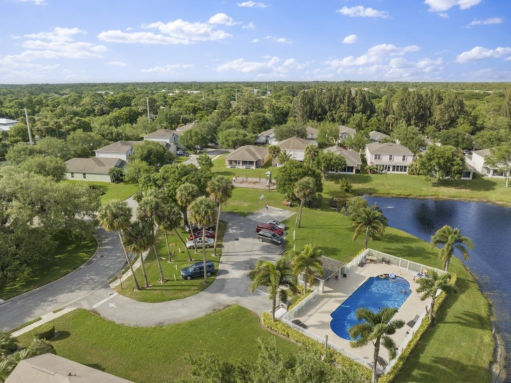 2575 12th Square Sw, Vero Beach, FL 32968 Photo