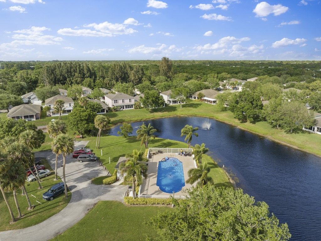 2575 12th Square Sw, Vero Beach, FL 32968 Photo