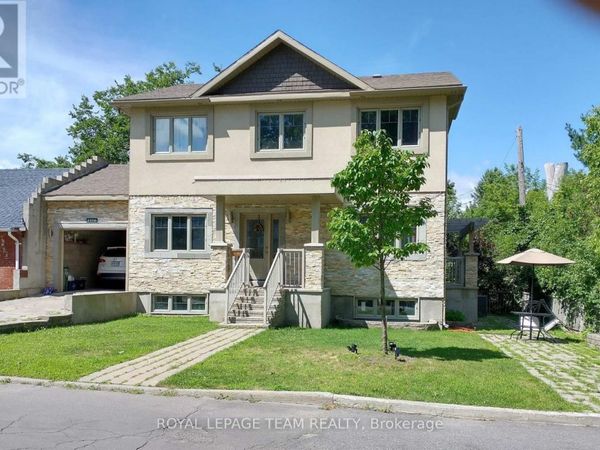 2194 Niagara Drive, Ottawa, ON K1H6L2