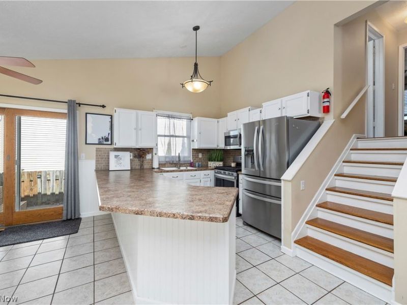 5943 Eastview Avenue , North Ridgeville, OH 44039 Photo 13