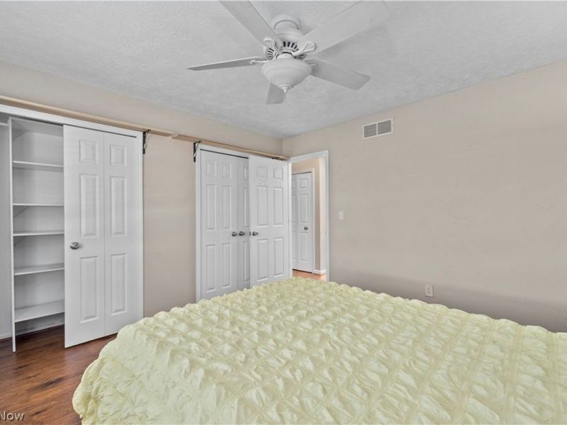 5943 Eastview Avenue , North Ridgeville, OH 44039 Photo 16