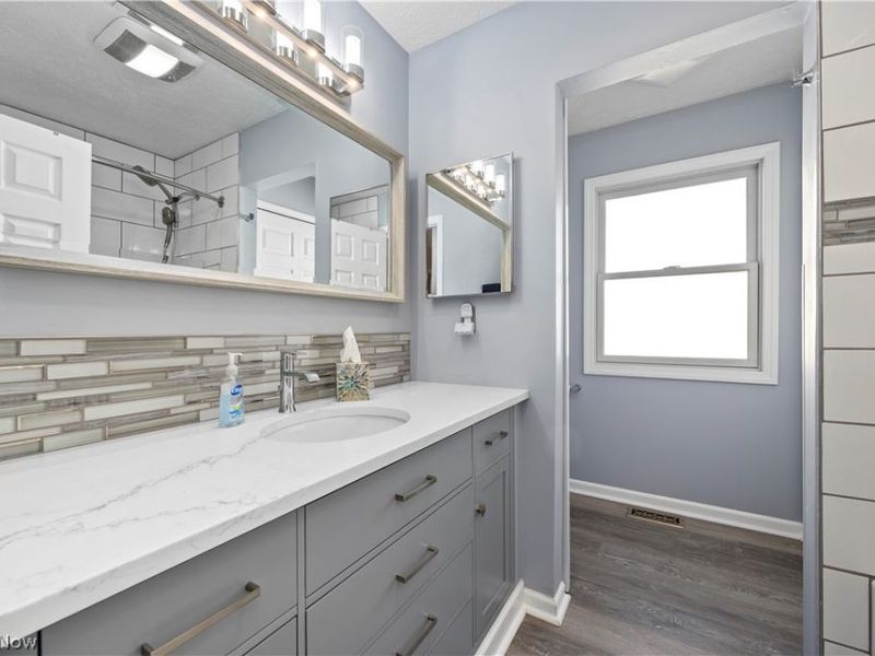 5943 Eastview Avenue , North Ridgeville, OH 44039 Photo 23