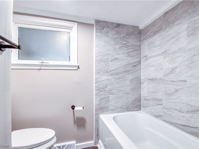 271 E 238 Street, Euclid, OH 44123 Photo 17