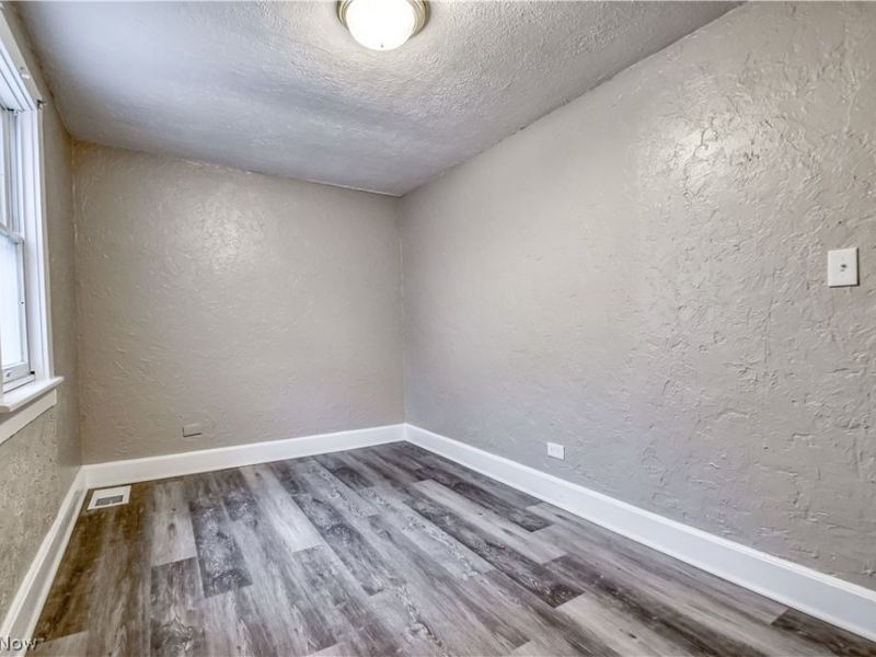 271 E 238 Street, Euclid, OH 44123 Photo 20