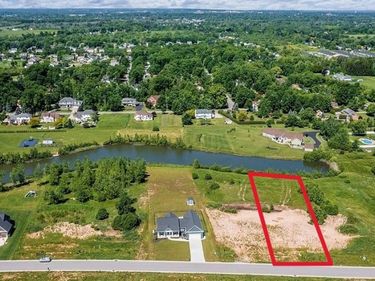 7305 Woodhaven Drive, Lockport, NY 14094