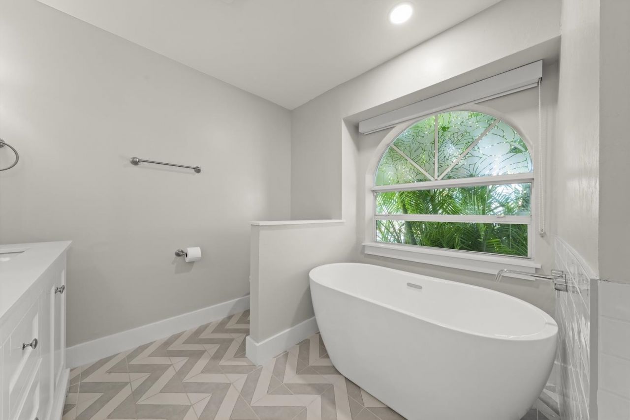 3708 Agate Ct, Sanibel, FL 33957 Photo