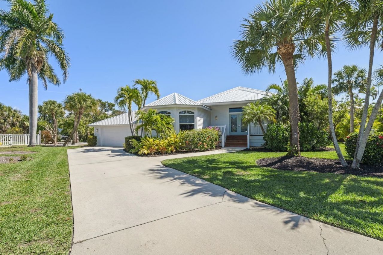 3708 Agate Ct, Sanibel, FL 33957 Photo