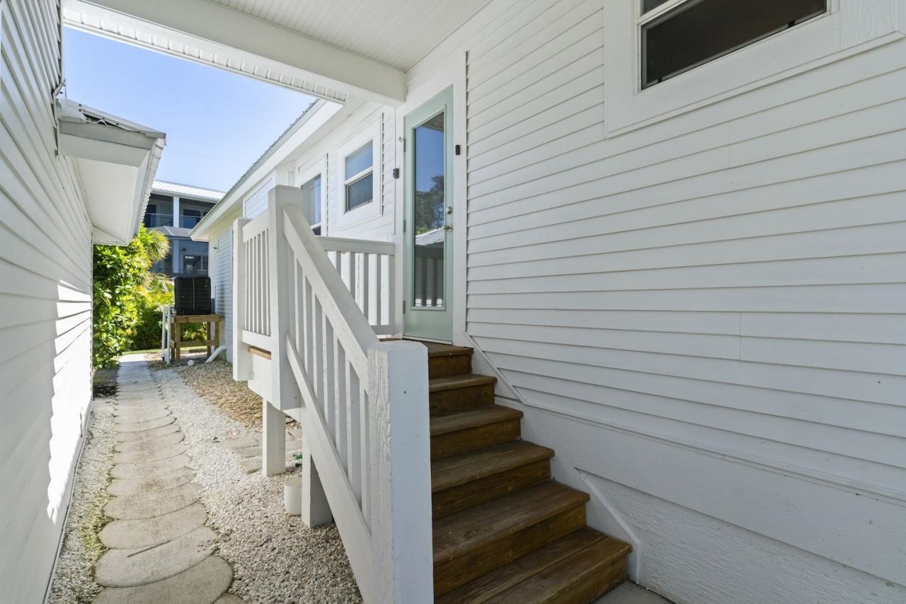 3708 Agate Ct, Sanibel, FL 33957 Photo