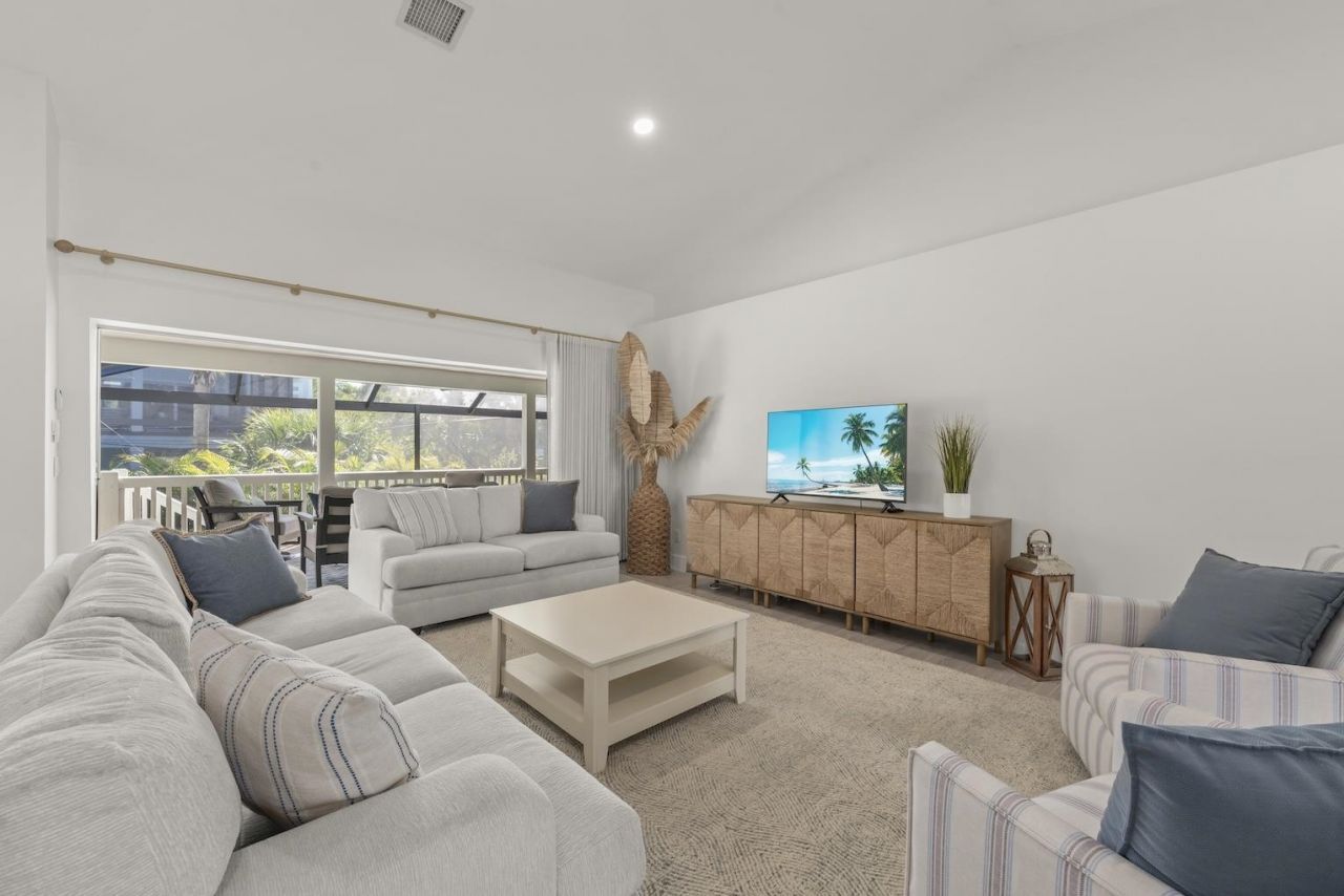 3708 Agate Ct, Sanibel, FL 33957 Photo