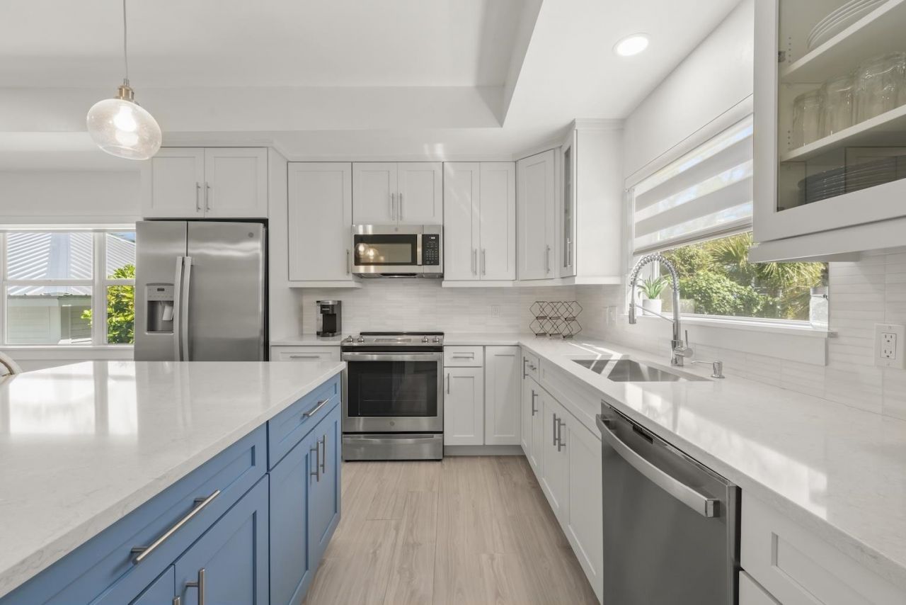 3708 Agate Ct, Sanibel, FL 33957 Photo