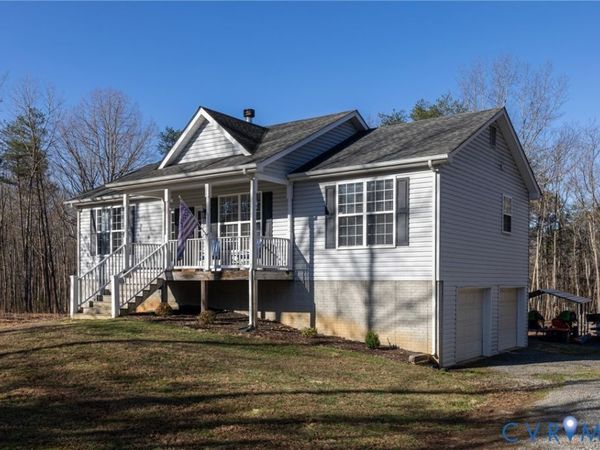 120 Oak Forest Lane , Louisa, VA 23093