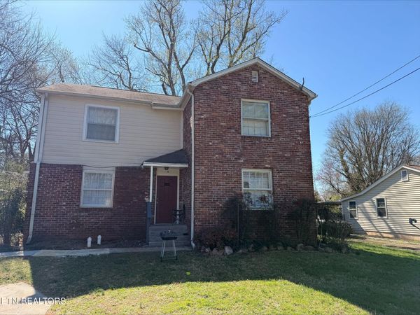 2703 Bridalwood Drive, Knoxville, TN 37917