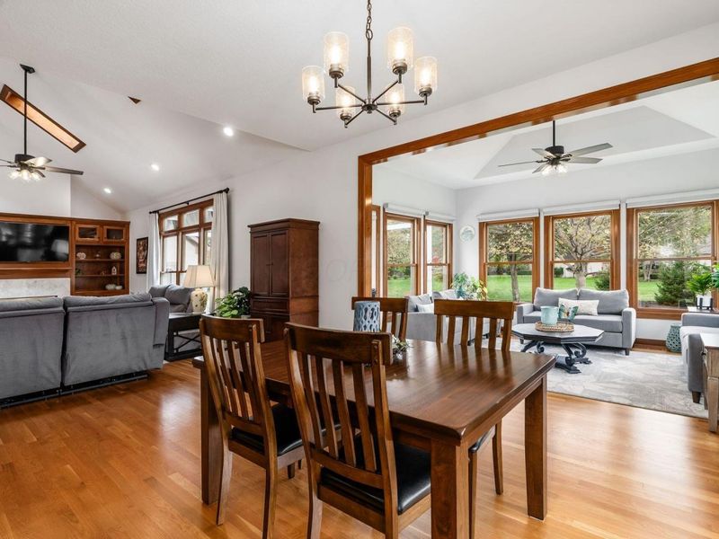 8512 Fallgold Lane , Westerville, OH 43082 Photo 16