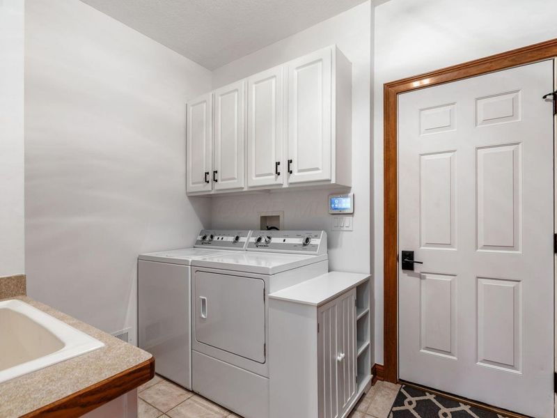 8512 Fallgold Lane , Westerville, OH 43082 Photo 37