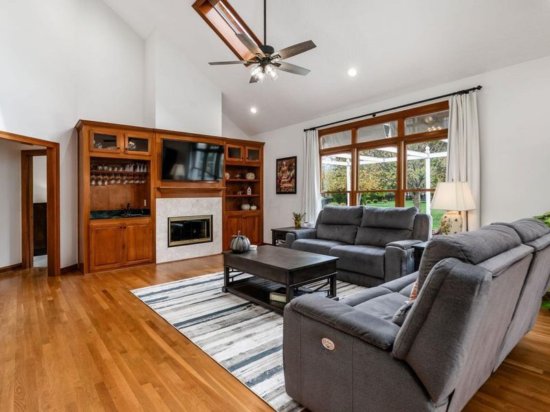 8512 Fallgold Lane , Westerville, OH 43082 Photo 8