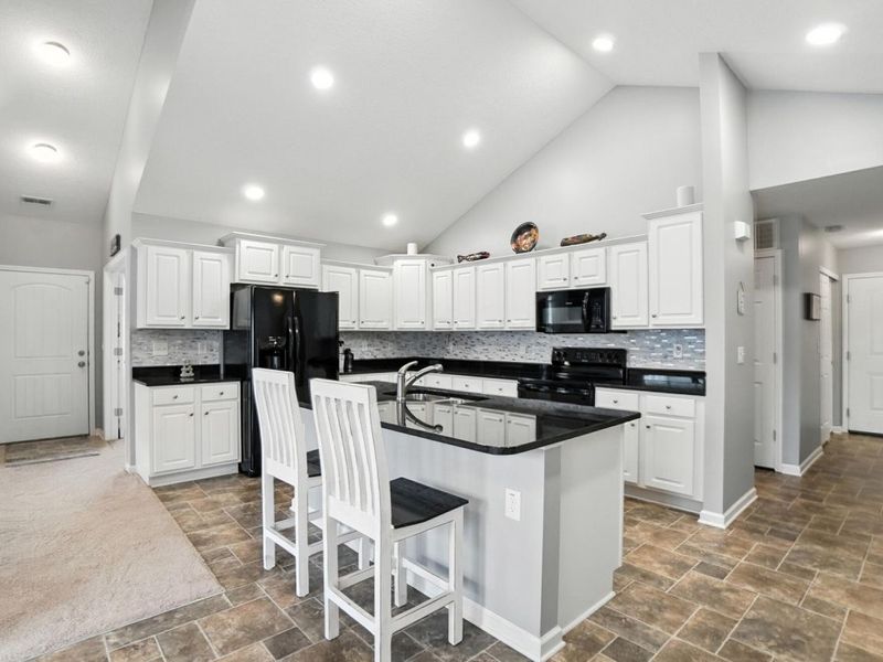 610 Newport Lane , Buckeye Lake, OH 43008 Photo 18