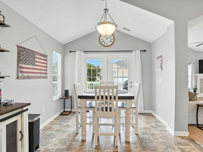 610 Newport Lane , Buckeye Lake, OH 43008 Photo 23