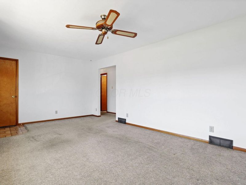 113 N Jefferson Street , Utica, OH 43080 Photo 12