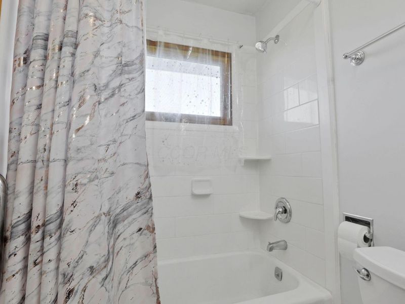 113 N Jefferson Street , Utica, OH 43080 Photo 28