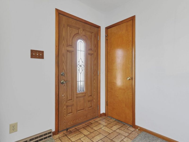 113 N Jefferson Street , Utica, OH 43080 Photo 9