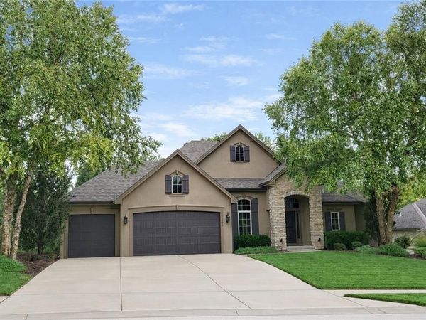 7803 N Hull Avenue, Kansas City, MO 64151