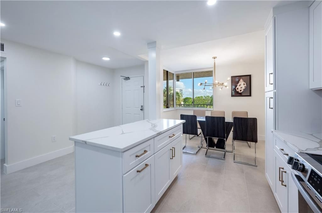 11118 Gulf Shore Dr, Unit A203, Naples, FL 34108 Photo