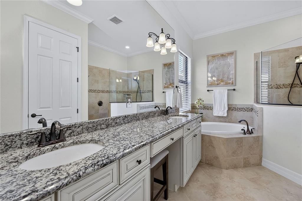 3001 Aviamar Cir, Naples, FL 34114 Photo