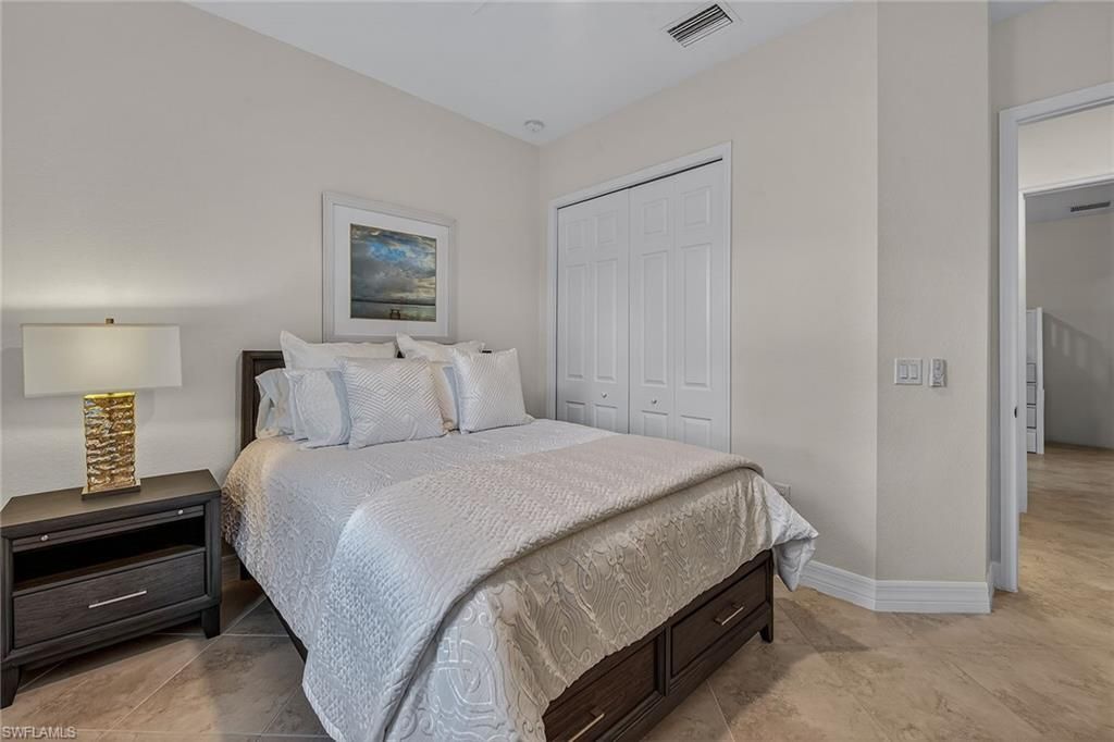 3001 Aviamar Cir, Naples, FL 34114 Photo