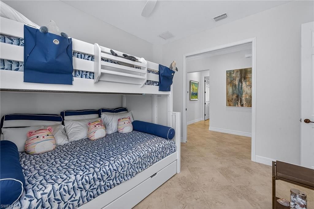 3001 Aviamar Cir, Naples, FL 34114 Photo