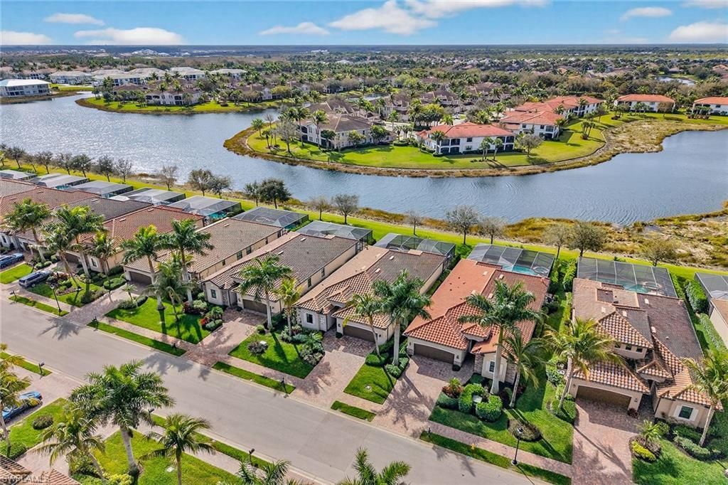 3001 Aviamar Cir, Naples, FL 34114 Photo