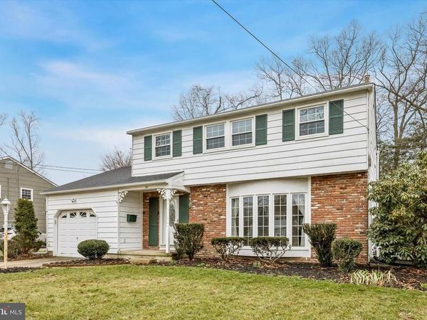 34 WHITE BIRCH ROAD, BLACKWOOD, NJ 08012