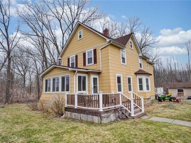 1534 Lake Road, Hamlin, NY 14464