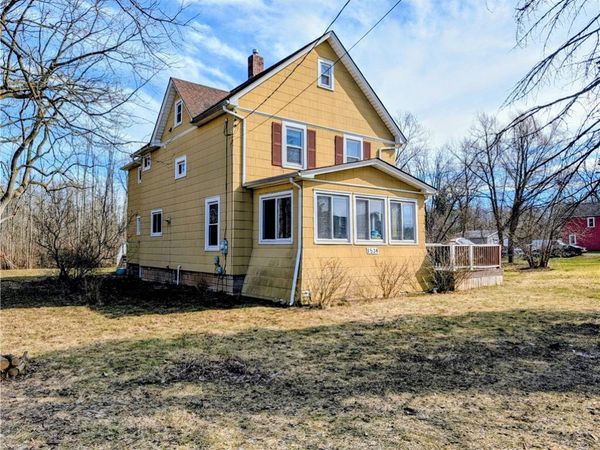 1534 Lake Road, Hamlin, NY 14464