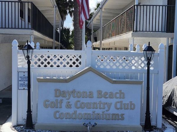 1504 Virginia Avenue, Unit 108, Daytona Beach, FL 32114