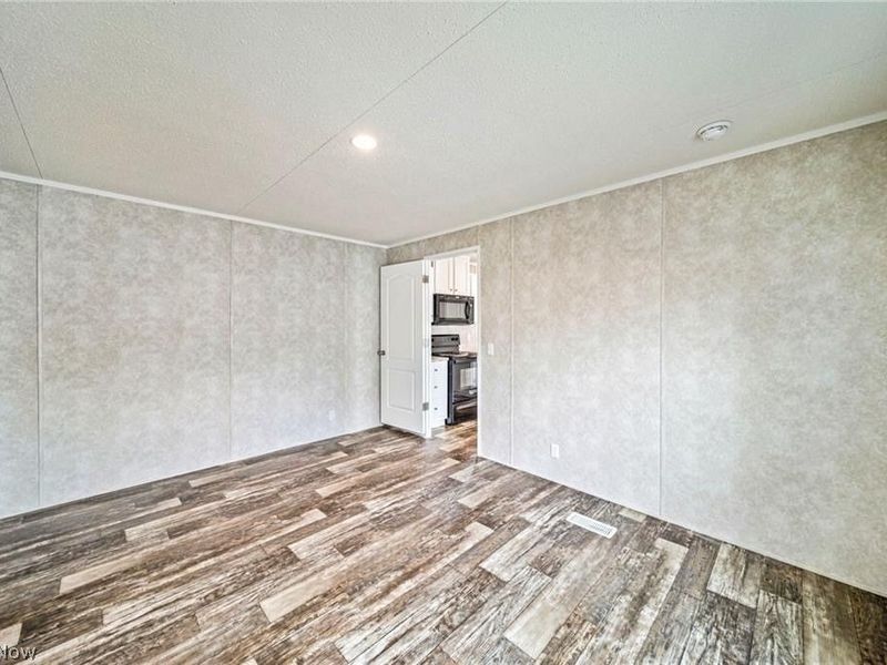 44 Eddie Road, Madison, OH 44057 Photo 13