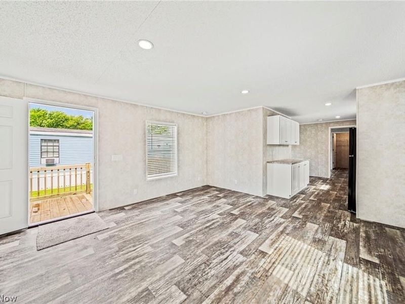 44 Eddie Road, Madison, OH 44057 Photo 5