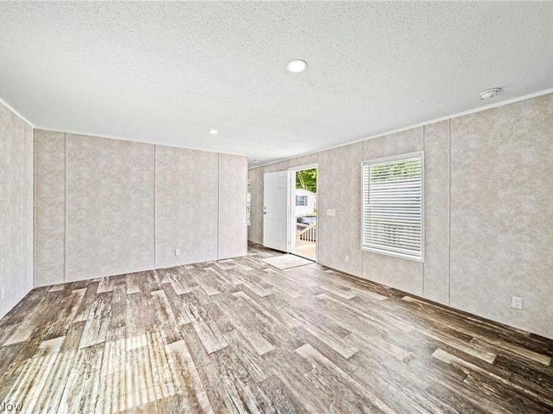 44 Eddie Road, Madison, OH 44057 Photo 6