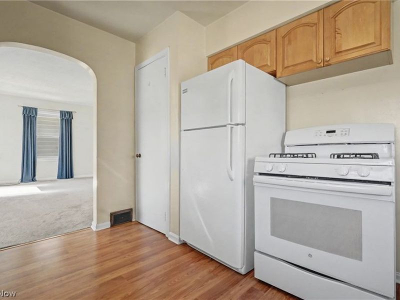 831 Concord Avenue, Akron, OH 44306 Photo 10