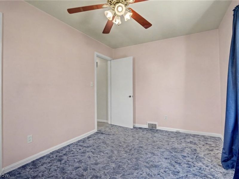 831 Concord Avenue, Akron, OH 44306 Photo 14