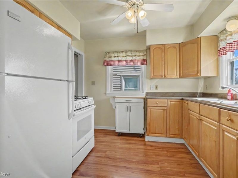 831 Concord Avenue, Akron, OH 44306 Photo 8