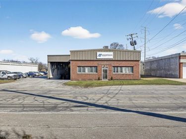 4891 Van Epps Road, Brooklyn Heights, OH 44131