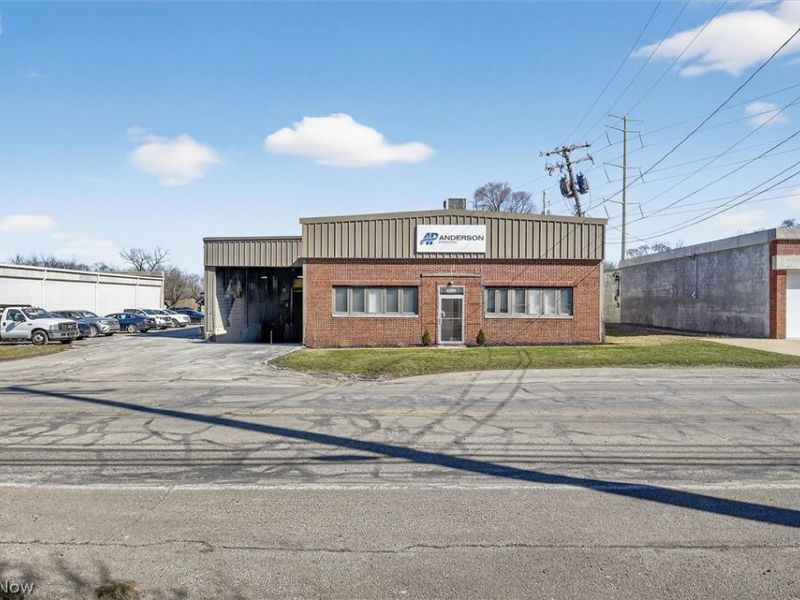 4891 Van Epps Road, Brooklyn Heights, OH 44131 Photo 1