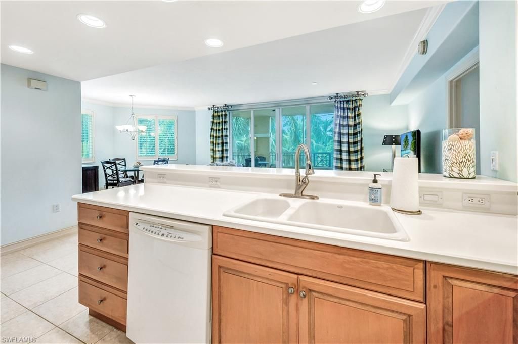 2748 Tiburon Blvd E, Unit C-301, Naples, FL 34109 Photo