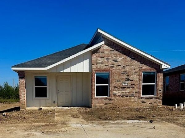 836 Elm Street , Seminole, OK 74868