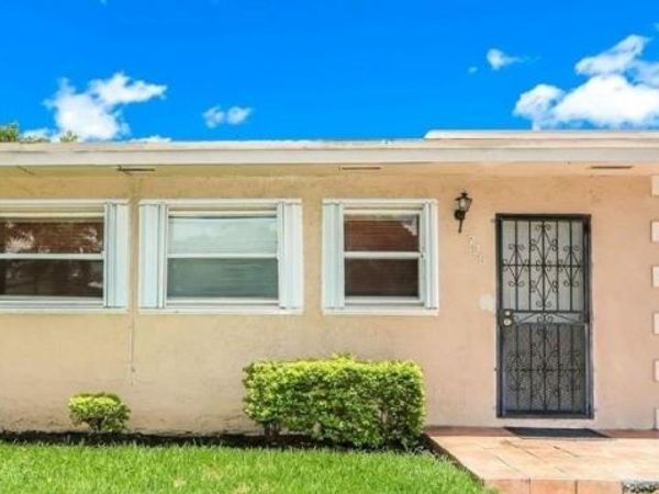 725 SW 12th Ave , Homestead, FL 33030
