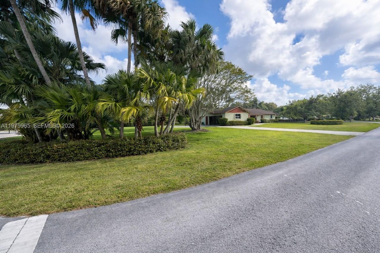 16981 SW 276th St, Homestead, FL 33031 Photo