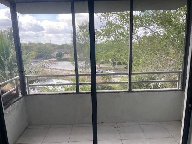 8305 SW 152nd Ave, Unit A-406, Miami, FL 33193 Photo