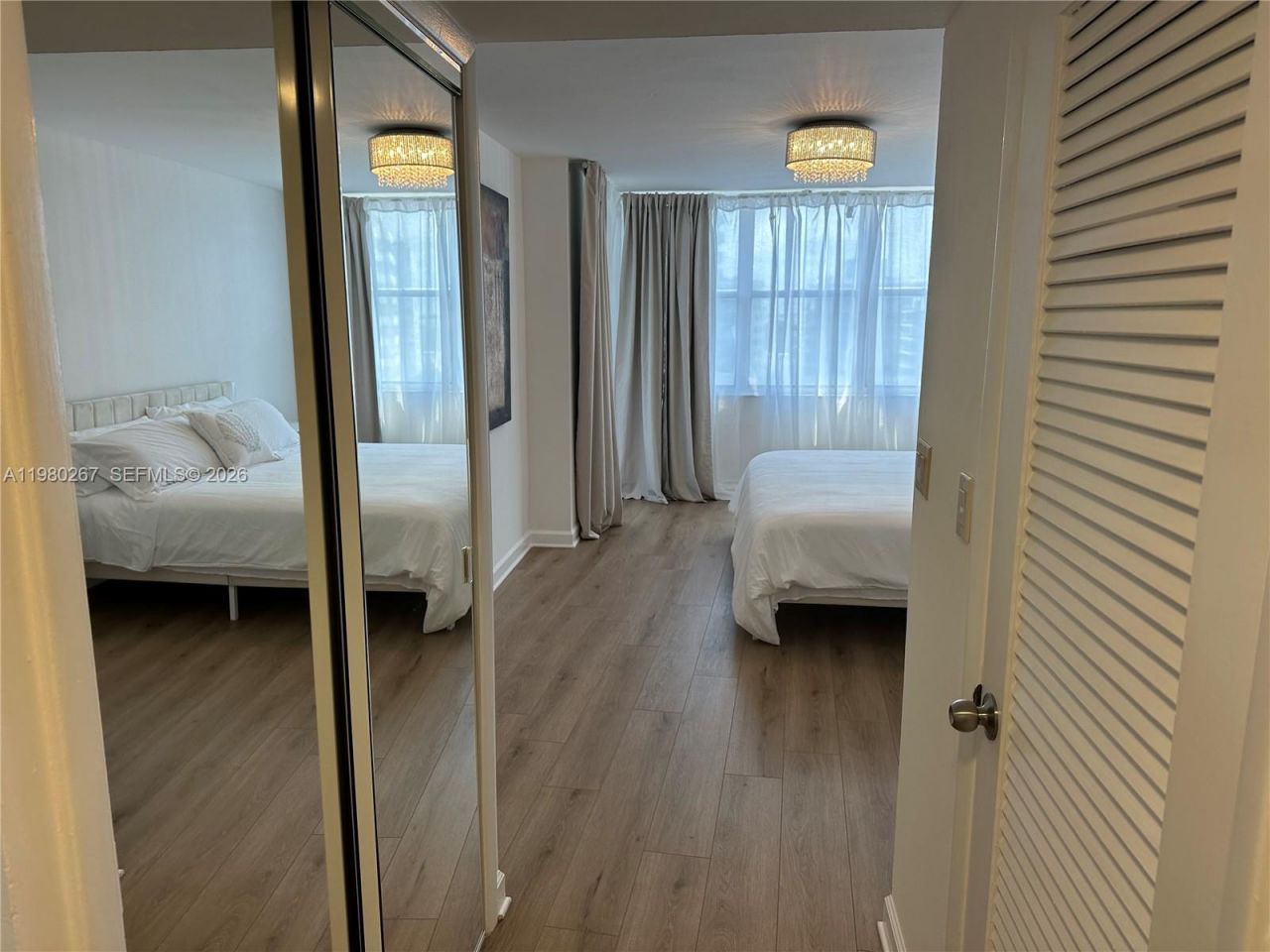 6039 Collins Ave , Unit 1136, Miami Beach, FL 33140 Photo