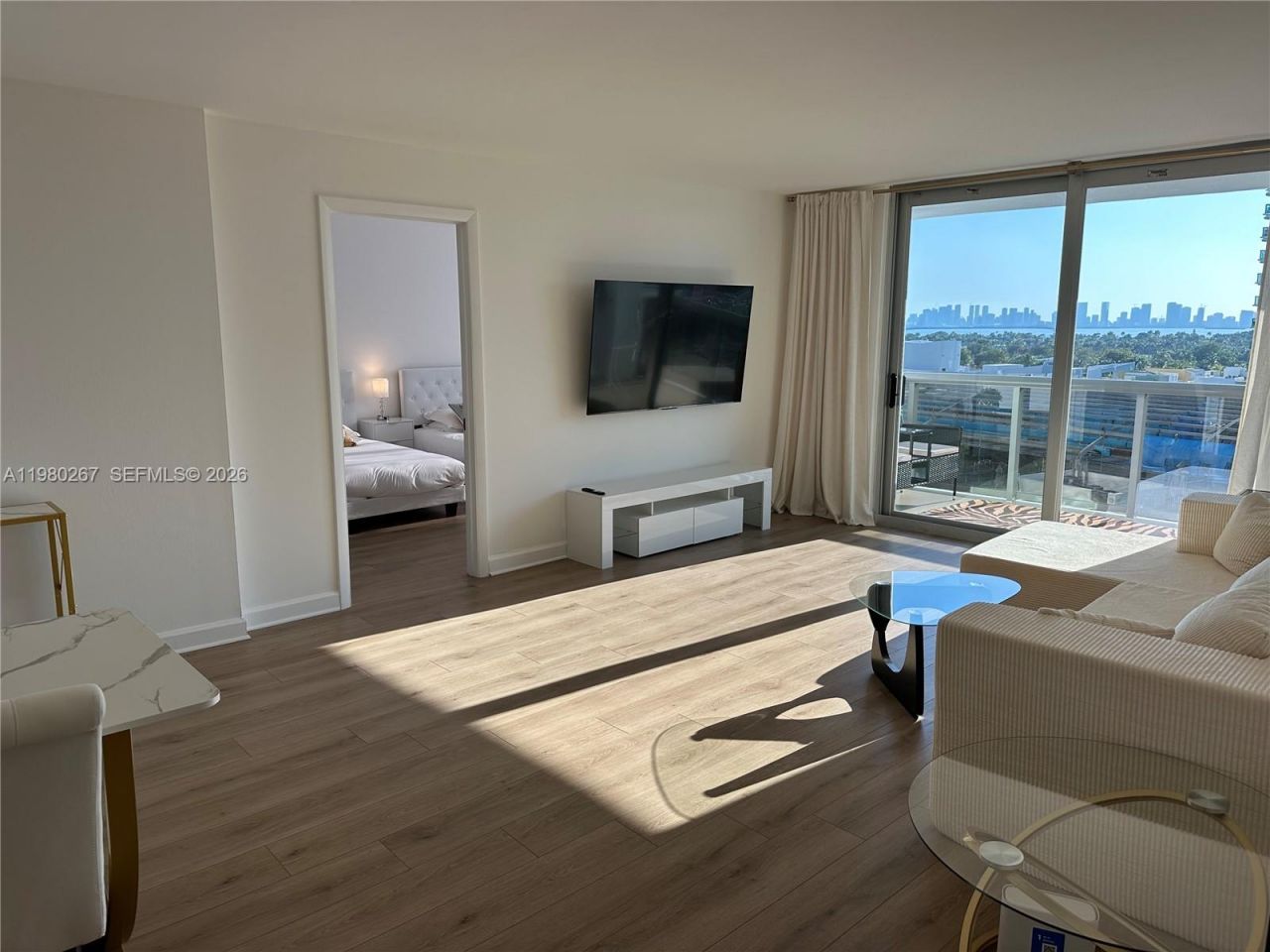 6039 Collins Ave, Unit 1136, Miami Beach, FL 33140 Photo