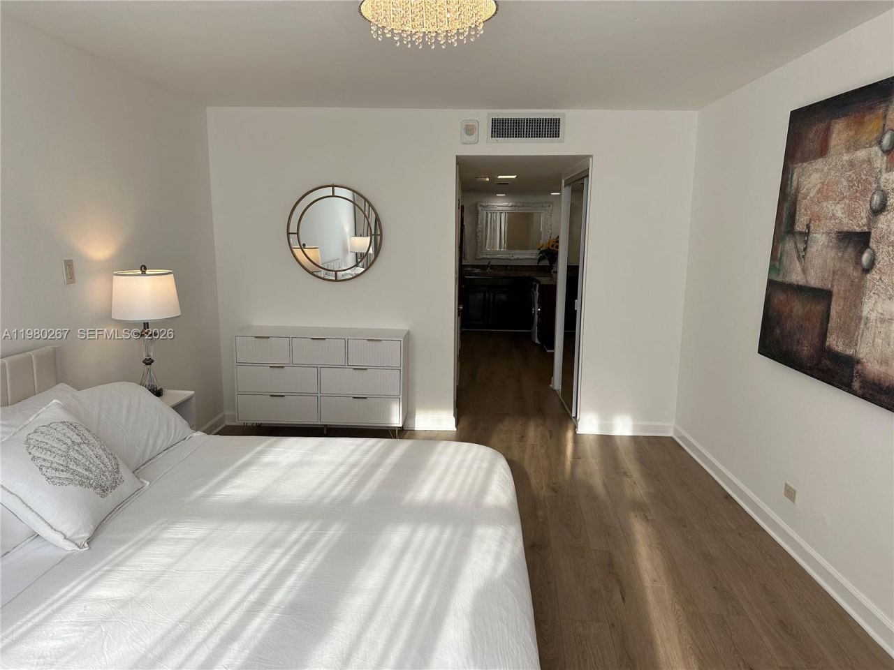 6039 Collins Ave, Unit 1136, Miami Beach, FL 33140 Photo